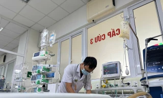 Tự tiêm tại cơ sở tư nhân, nam bệnh nhân liệt tứ chi, nguy cơ tàn phế vĩnh viễn