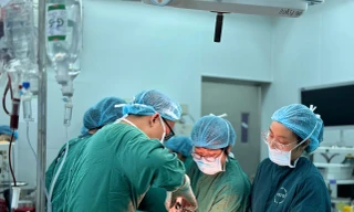 Tự ý phá thai bằng thuốc mua trên mạng, bác sĩ cắt tử cung cứu sản phụ