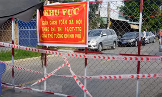 Thứ trưởng Bộ Y tế: Hạn chế nguy cơ 'vòng xoáy lây lan', kiểm soát dịch trước ngày 25/8