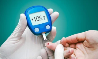 Viêm màng não mủ diễn tiến nguy hiểm ở người bệnh mạn tính: Đừng chủ quan với sốt cao, đau đầu