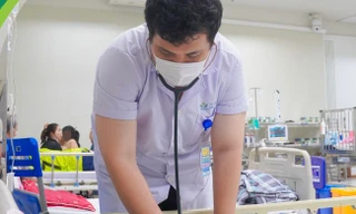 Thuốc lá điện tử ‘núp bóng’ bút, USB tấn công não bộ trẻ