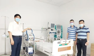 Chiều nay bệnh viện dã chiến 500 giường tại Hà Nam đón những ca COVID-19 đầu tiên