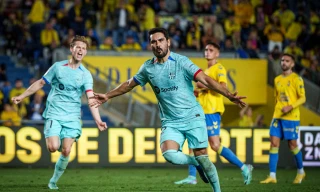 Gundogan ăn mừng sau khi ghi bàn vào lưới Las Palmas.