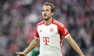 Kane tiếp tục ghi bàn.