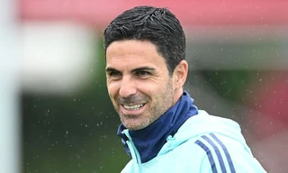 HLV Mikel Arteta.