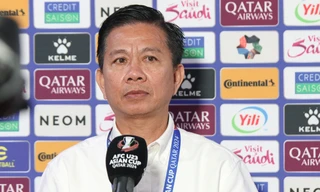 HLV Hoàng Anh Tuấn.