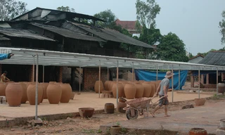 Gian nan nghề làm lu