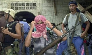 Các tay súng Hồi giáo có quan hệ với al-Qaeda ở Philippines