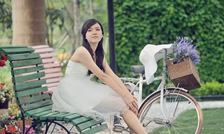 Ngắm SV Ngoại thương kiêm người mẫu xinh đẹp