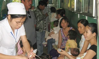 Thời tiết thay đổi, trẻ dễ bị viêm tai giữa	Ảnh: L.N