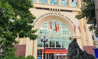 Trường Đại học Kinh doanh và Công nghệ Hà Nội.