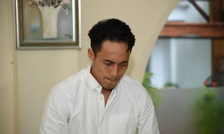 Phạm Anh Khoa trong buổi họp báo 15/5.