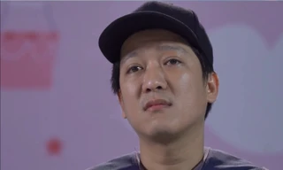 Trường Giang rưng rưng khi nhắc về tuổi thơ gian khổ. 