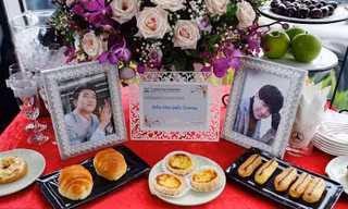 Showbiz 26/8: Hãng ô tô bàn giao xe như lễ tưởng niệm, Quốc Trường nói gì?