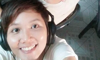 Lộ ảnh thời ngây ngô, thích ‘tự sướng’ của Hoa hậu H’Hen Niê