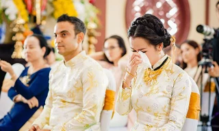 Võ Hạ Trâm chia sẻ không ngờ sau 1 tháng kết hôn chồng Tây