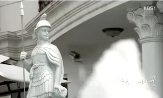 Hình ảnh căn biệt thự của gia đình nhà chồng Hà Tăng trong phóng sự đài truyền hình Hàn Quốc.