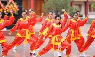 30 người đẹp HHVN đi quyền trên đất võ Bình Định