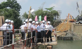 Lãnh đạo Bộ Xây dựng lưu ý chủ đầu tư sửa chữa cầu Ghềnh