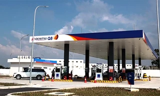 Trạm xăng của một doanh nghiệp Nhật Bản ở khu công nghiệp Bắc Thăng Long, Hà Nội. Ảnh: Trần Huấn