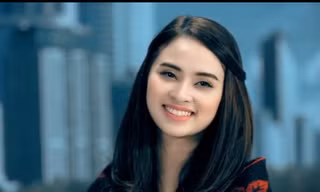 Hotgirl Ngọc Miu ‘biến hóa’ trong MV của Đan Trường, Cao Thái Sơn