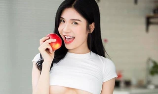 Thanh Bi ‘Người phán xử’ tung ảnh bikini cực nóng