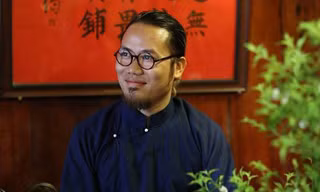 Nghệ sĩ Vượng Râu.