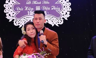 Hiệp Gà và người vợ thứ 3 trong lễ cưới hồi tháng 4/2016.