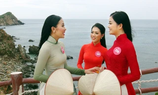 Người đẹp HHVN choáng ngợp trước vẻ đẹp hùng vĩ của Eo Gió - Quy Nhơn