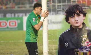 NSND Đặng Hùng chia sẻ ảnh chưa từng tiết lộ của thủ môn Đặng Văn Lâm