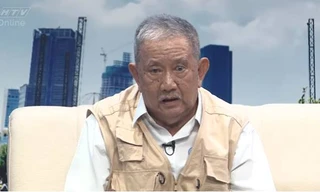 Nghệ sĩ Mạc can trong chương trình Gương hai chiều.