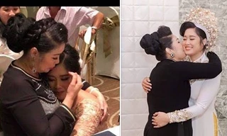 NSND Hồng Vân và con gái Xí Ngầu.