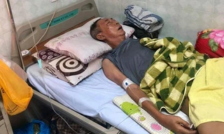 Showbiz 15/4: Thông tin mới sức khoẻ nghệ sĩ Lê Bình