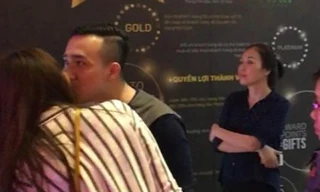 Trấn Thành khóa môi Hari Won ‘dằn mặt’ Tiến Đạt?