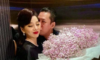 Ảnh tình tứ hiếm hoi bên ông xã được Lệ Quyên chia sẻ mới đây. 