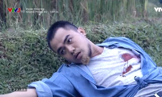 Lương Bổng buộc phải bắn Trần Tuấn để giải cứu Bảo Ngậu.