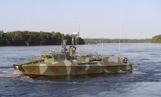 Hé lộ sức mạnh của cano tuần tiễu Raptor Nga