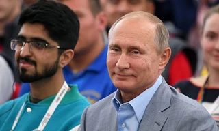 Ông Putin hé lộ 'một thứ khủng khiếp hơn bom nguyên tử'