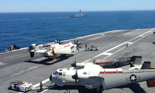 [VIDEO] Tàu sân bay Mỹ lần đầu phô diễn sức mạnh ở Canada