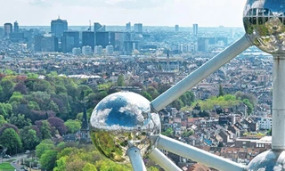 Viết những gì bạn biết và cơ hội đến thăm châu Âu