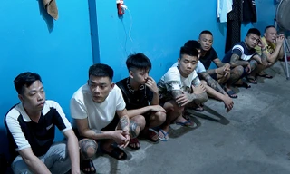 Triệt phá đường dây ‘chăn dắt’ tiếp viên karaoke