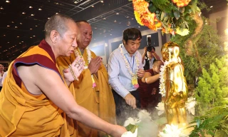 4.500 tăng ni, phật tử tham dự Đại lễ Phật đản tại chùa Bái Đính