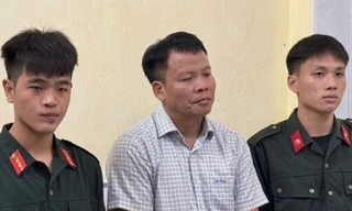 Cựu tổng biên tập tạp chí cùng thuộc cấp bị cáo buộc thực hiện 82 vụ cưỡng đoạt tài sản