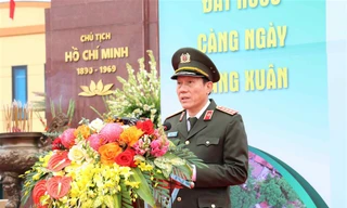 Bộ Công an phát động 'Tết trồng cây vì một Việt Nam xanh' tại Nam Định 