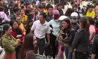 Bộ Nội vụ đề nghị xử lý nghiêm vụ 500 giáo viên mất việc ở Đắk Lắk