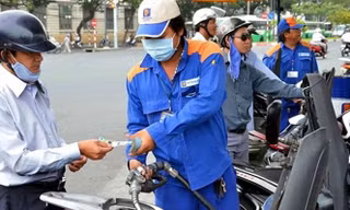 Thứ trưởng Công Thương khẳng định “tăng giá xăng là điều không ai muốn”