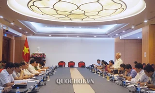 Toàn cảnh buổi làm việc chiều 23/4. Ảnh QH