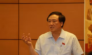 Chánh án Tòa án nhân dân tối cao Nguyễn Hòa Bình