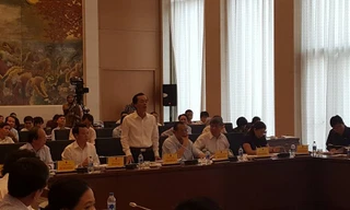 Bộ trưởng Bộ Xây dựng Phạm Hồng Hà tại phiên giải trình