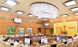 Uỷ ban Thường vụ Quốc hội cho ý kiến về Luật Kiến trúc